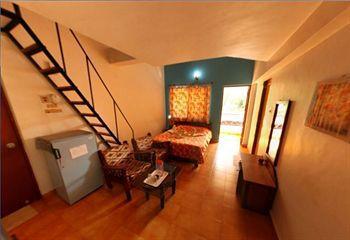 Hotel Germany Calangute Bagian luar foto