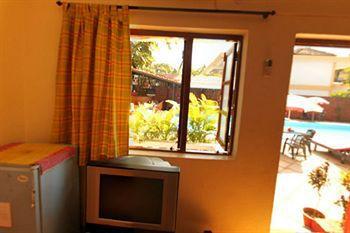 Hotel Germany Calangute Bagian luar foto
