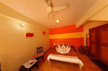 Hotel Germany Calangute Bagian luar foto
