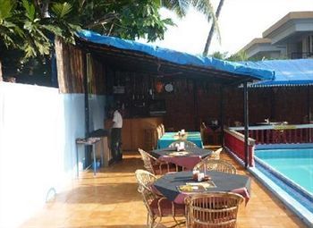 Hotel Germany Calangute Bagian luar foto