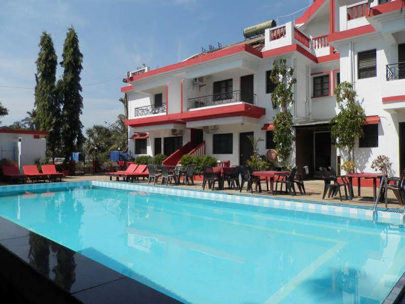 Hotel Germany Calangute Bagian luar foto